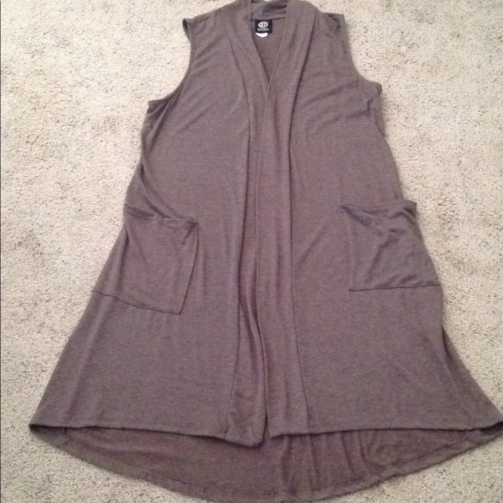 BOBEAU Hi-Lo Duster Vest Taupe Size Medium New